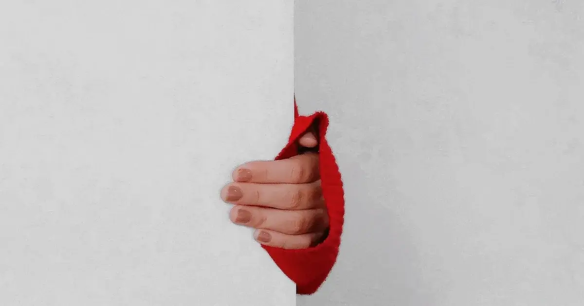 Act Correctly: Behavior Guide in Life-Threatening Situations